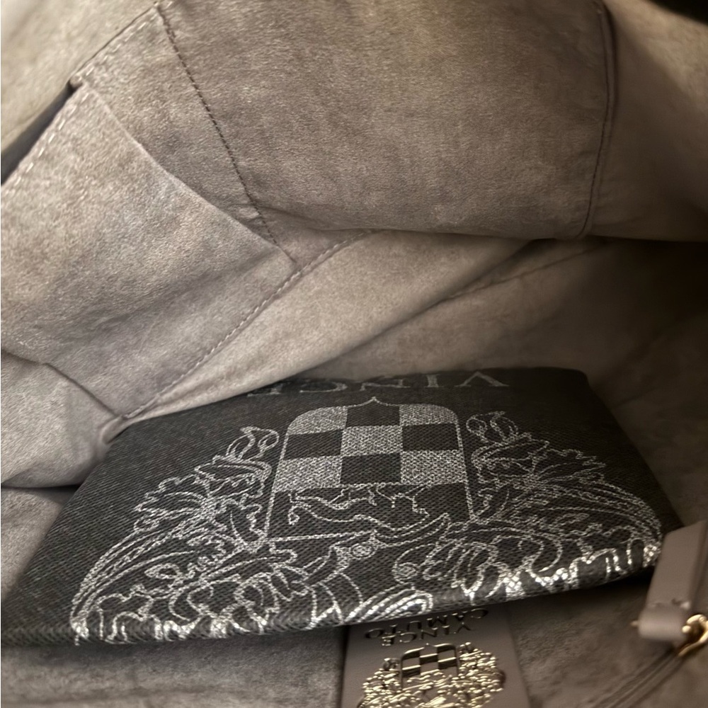 NEW Vince Camuto Black and Cream Leather Shoulder Bag - Picture 7 of 10